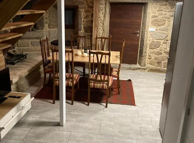 Casa Do Miguelo Vimianzo * 拉科鲁尼亚